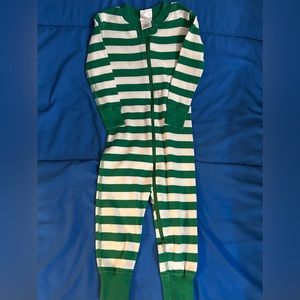 2 Hanna Andersson 18-24 month pajama bundle